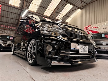 Used Toyota Vellfire 2012 for sale - 77508793: Photo