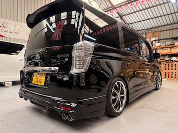 Used Honda Stepwagon 2014 for sale - 78897798: Photo