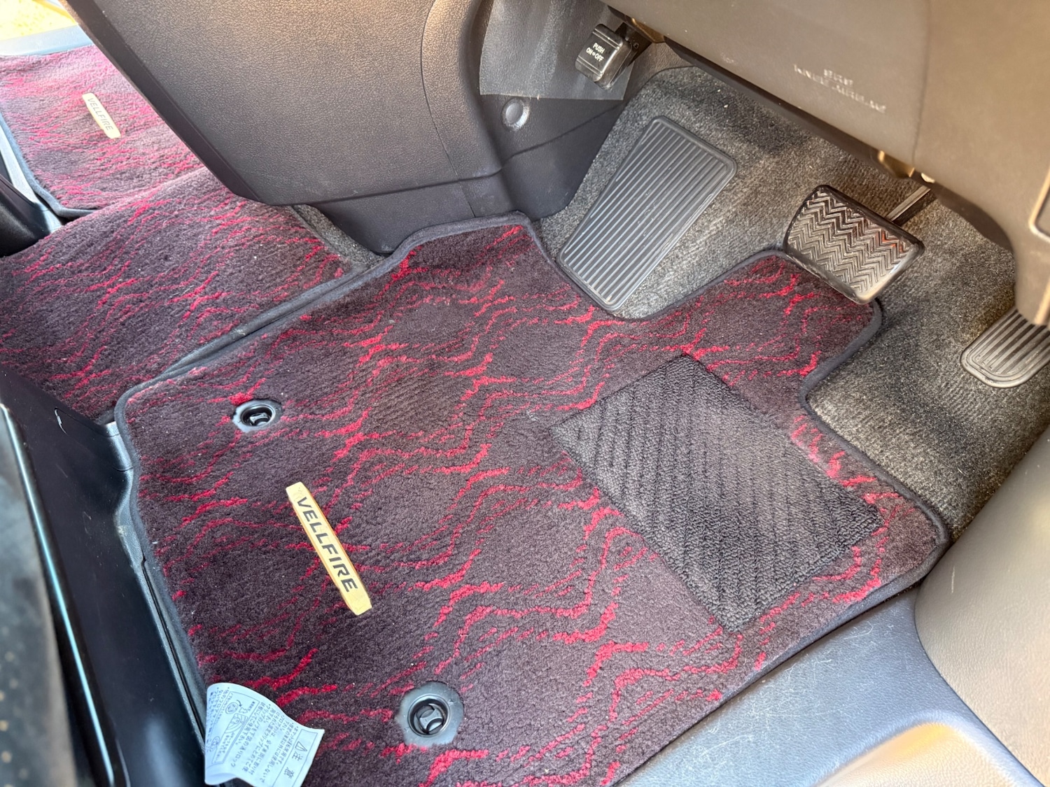 Used Toyota Vellfire 2013 for sale - 77201718: Photo 61