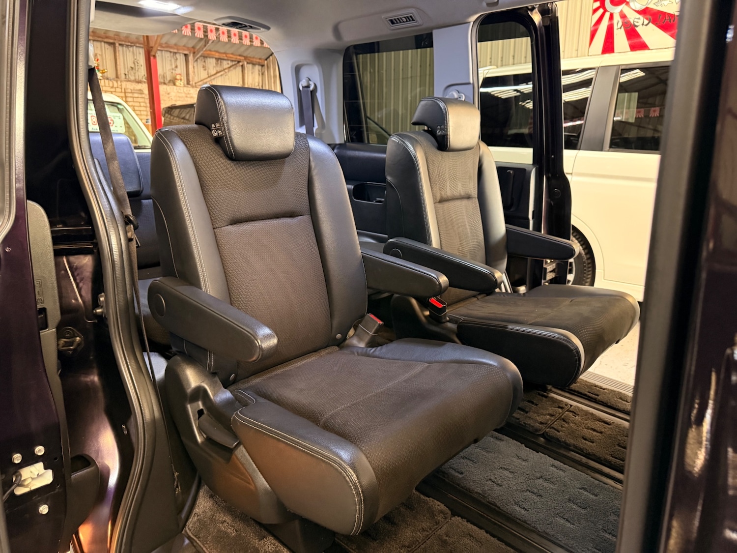 Used Honda Stepwagon 2013 for sale - 77954488: Photo 13