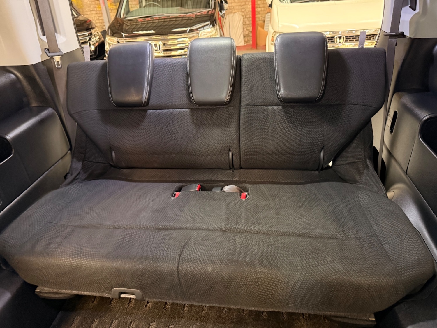 Used Honda Stepwagon 2013 for sale - 77954488: Photo 18