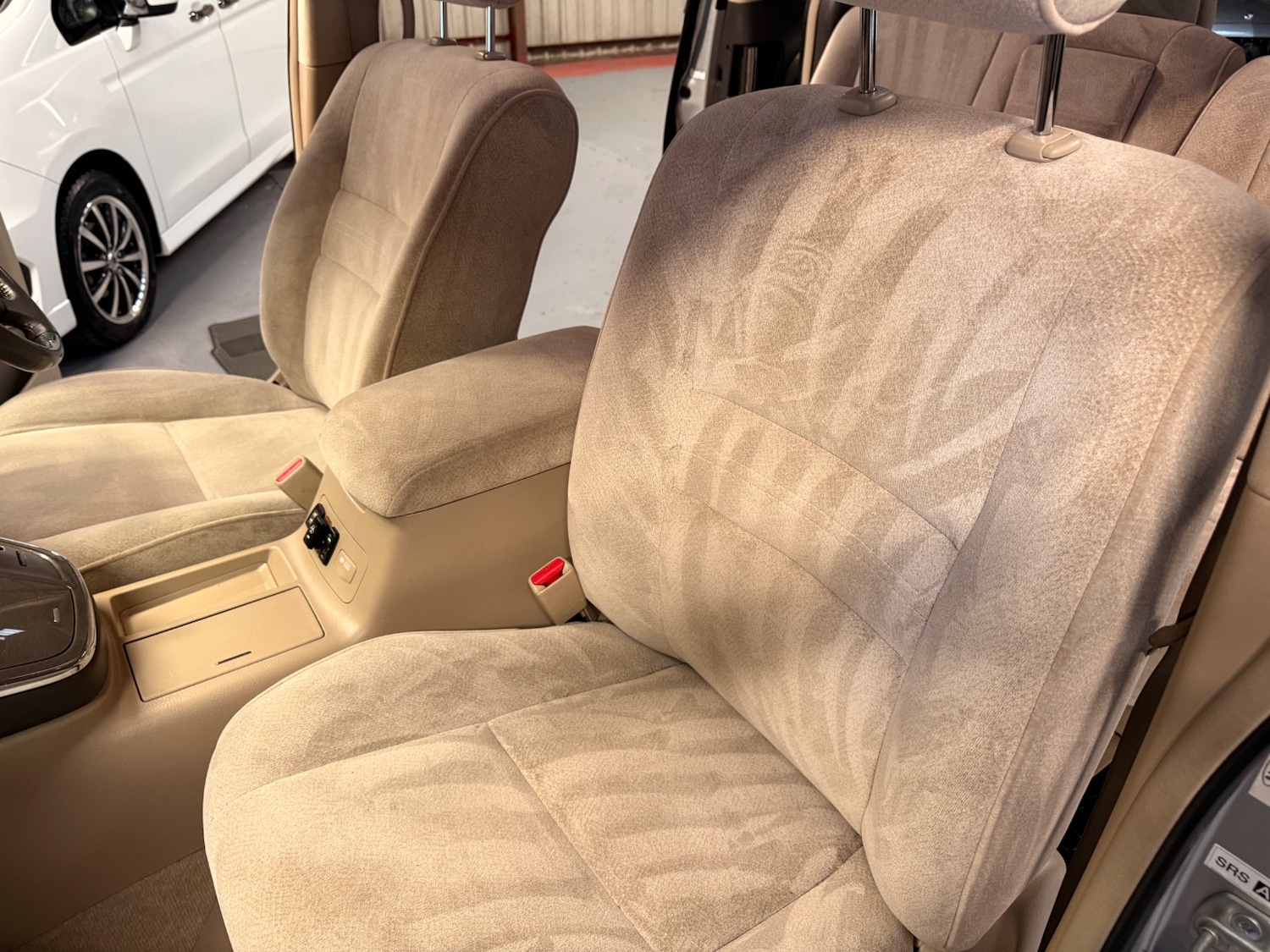 Used Toyota Alphard 2005 for sale - 76534555: Photo 14