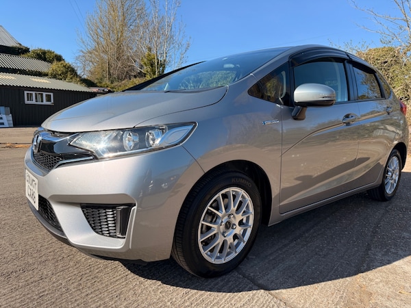 Used Honda Fit 2016 for sale - 74211451: Photo 1