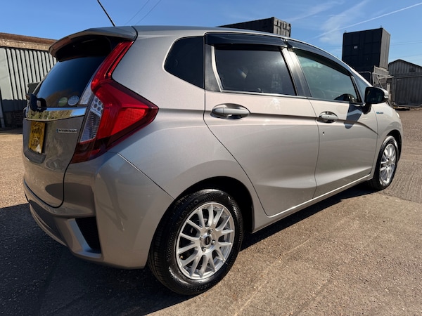 Used Honda Fit 2016 for sale - 74211451: Photo 5