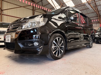 Used Honda Stepwagon 2014 for sale - 79411097: Photo