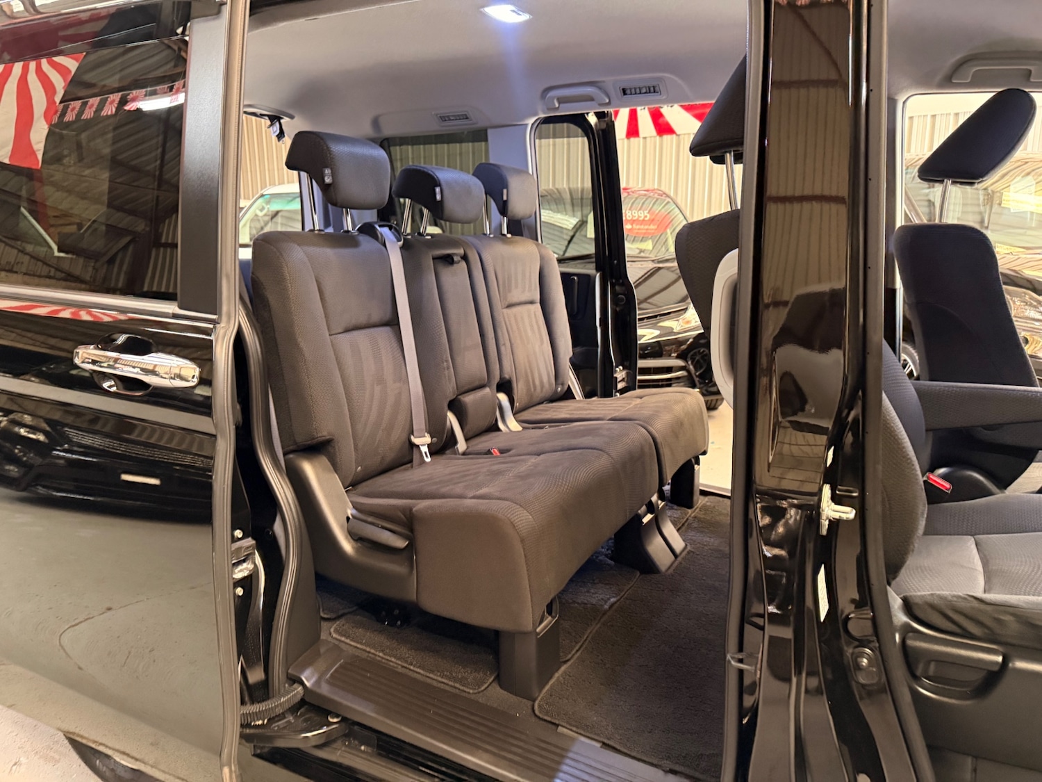 Used Honda Stepwagon 2013 for sale - 77767187: Photo 13