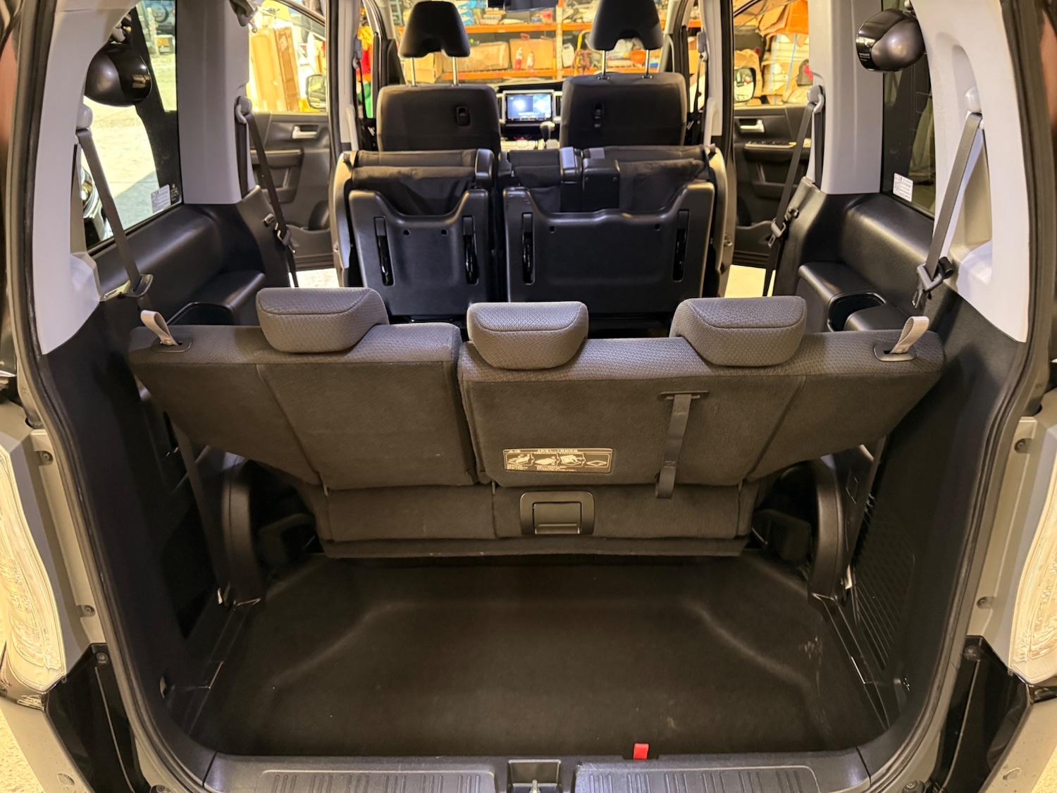 Used Honda Stepwagon 2013 for sale - 77767187: Photo 18