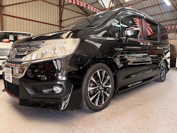 Used Honda Stepwagon 2013 for sale - 77767187: Photo