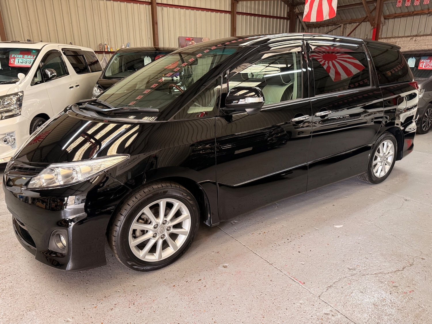Used Toyota Estima 2010 for sale - 77622869: Photo 11