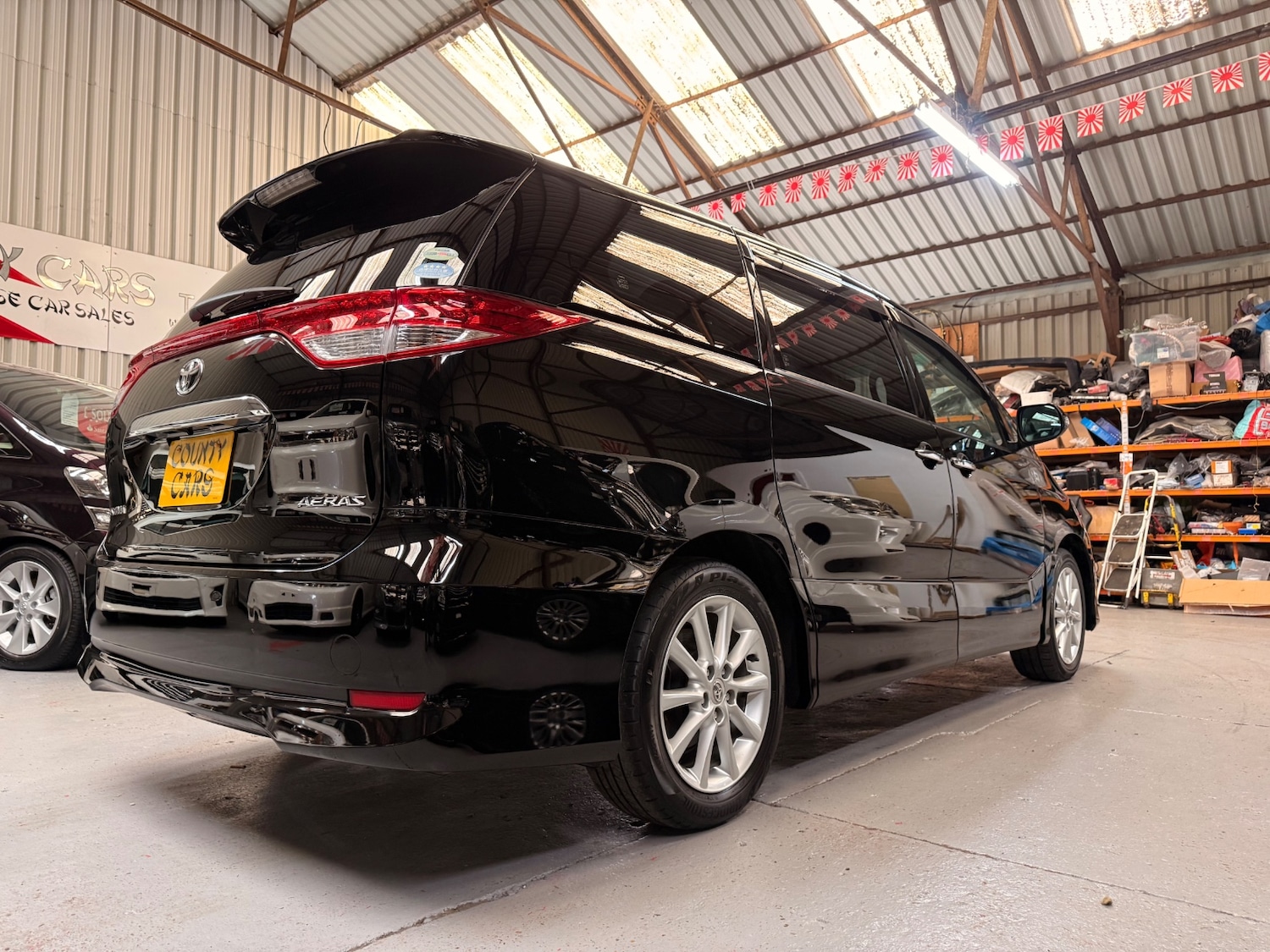 Used Toyota Estima 2010 for sale - 77622869: Photo 6
