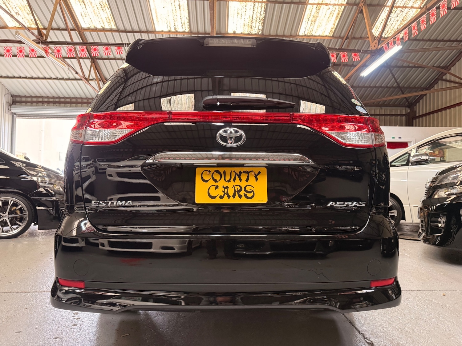 Used Toyota Estima 2010 for sale - 77622869: Photo 8