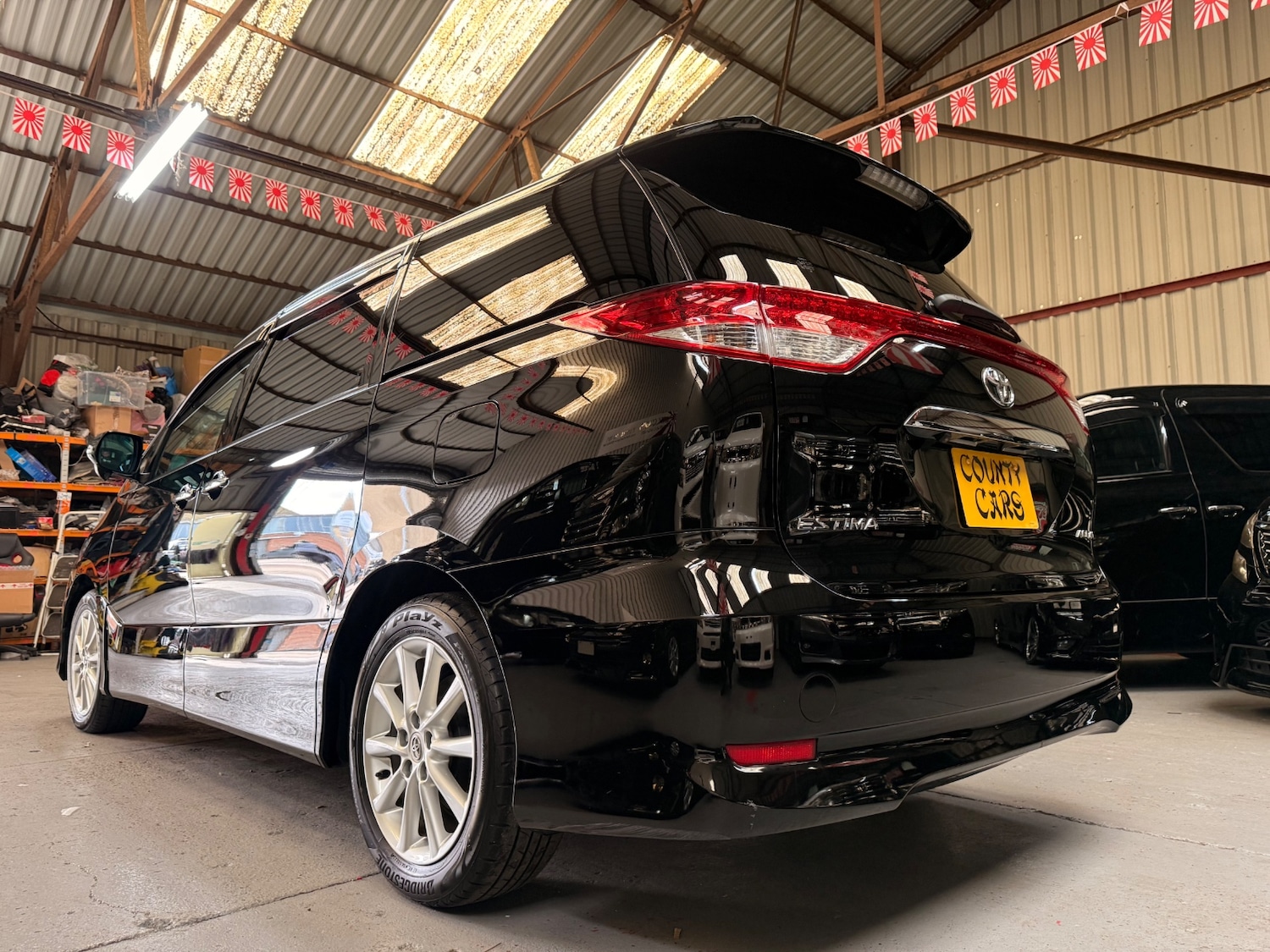 Used Toyota Estima 2010 for sale - 77622869: Photo 9