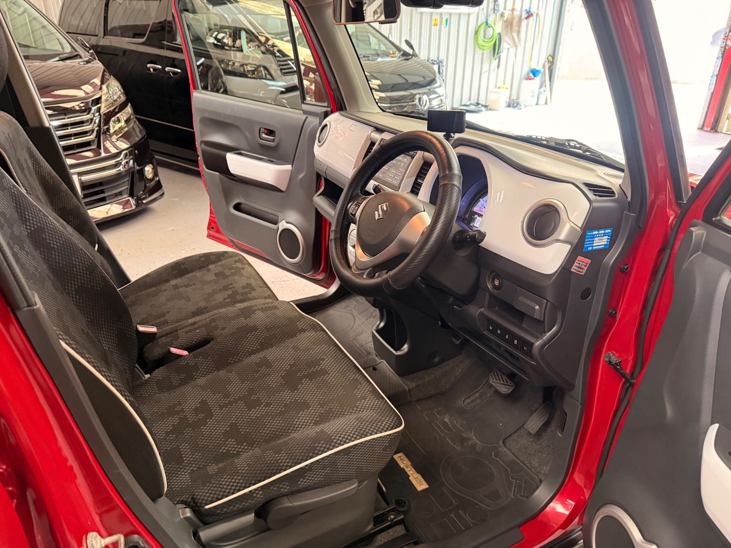 Used Suzuki Hustler 2015 for sale - 77622720: Photo 15