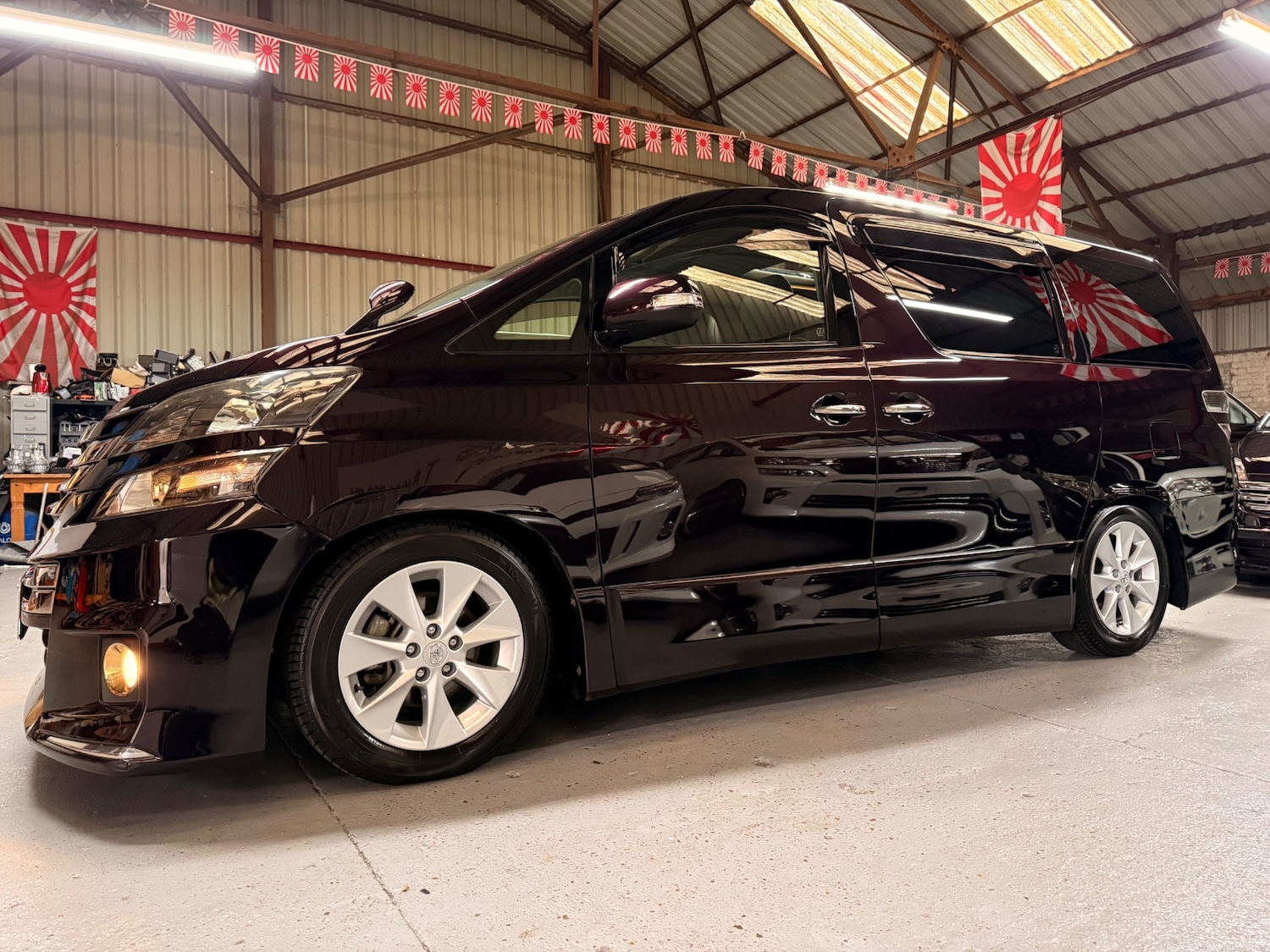 Used Toyota Vellfire 2013 for sale - 77118850: Photo 12