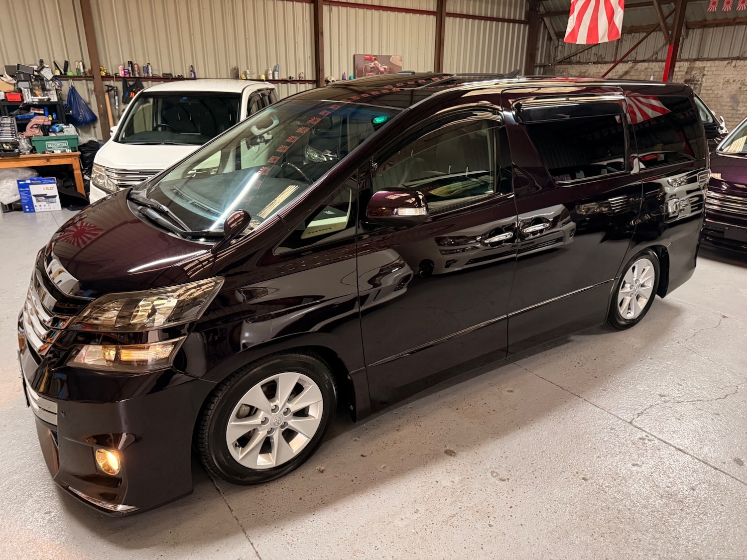 Used Toyota Vellfire 2013 for sale - 77118850: Photo 13