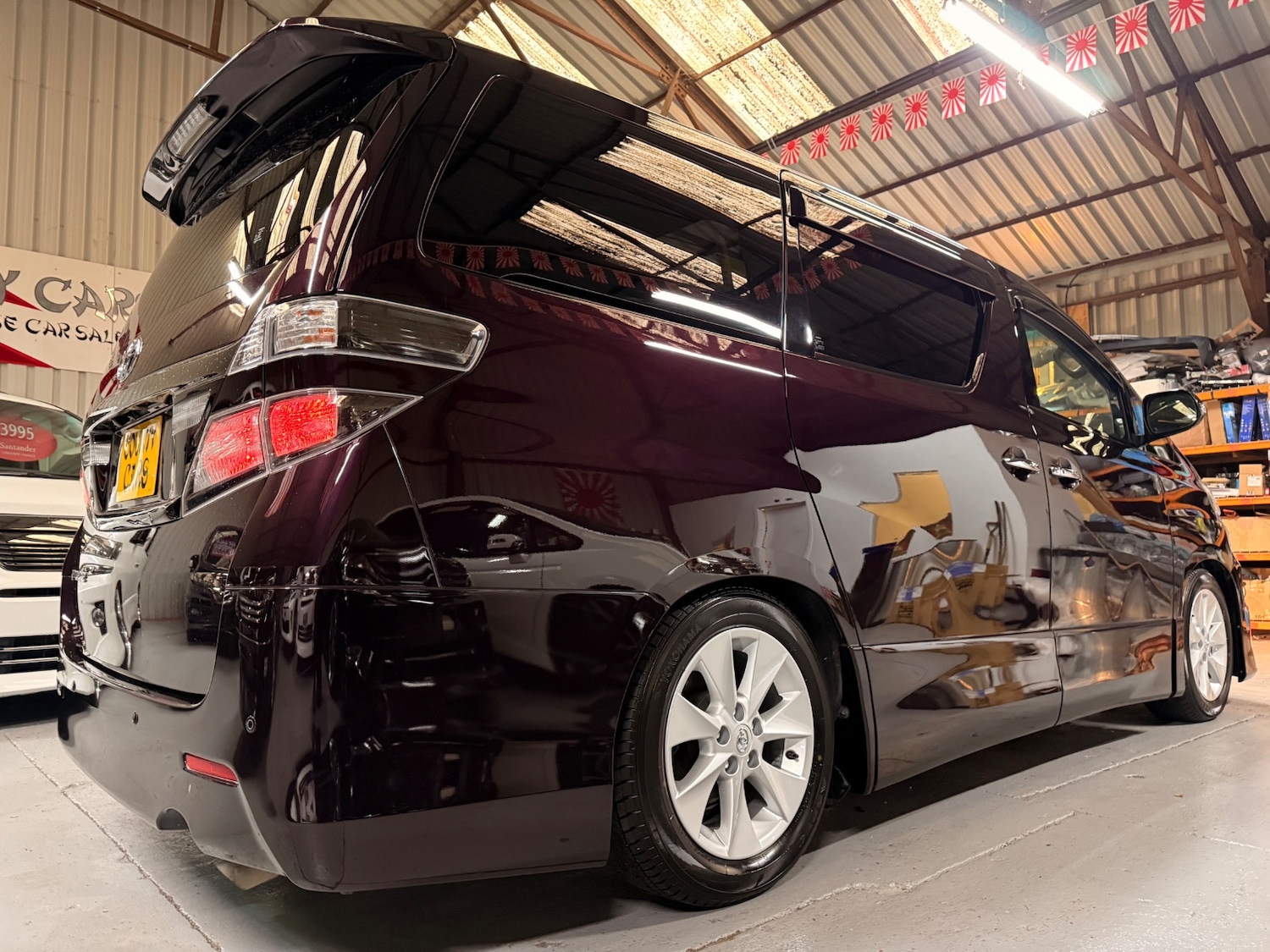 Used Toyota Vellfire 2013 for sale - 77118850: Photo 6