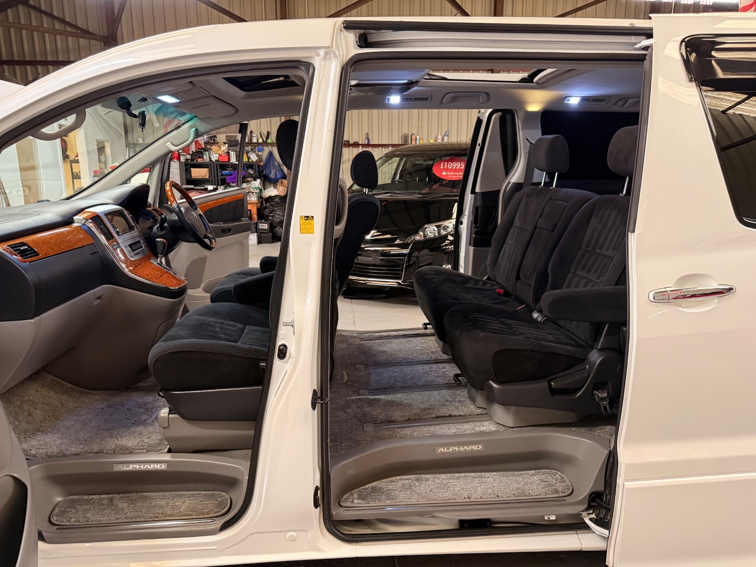 Used Toyota Alphard 2008 for sale - 78084577: Photo 14