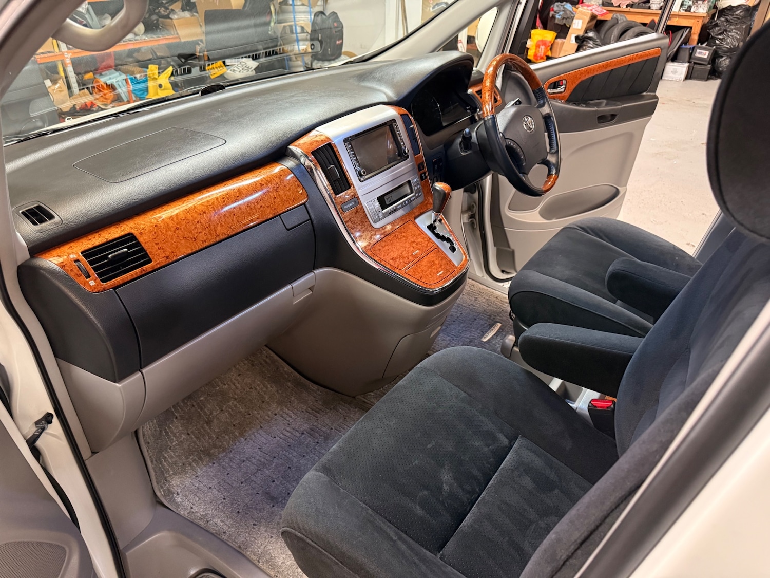 Used Toyota Alphard 2008 for sale - 78084577: Photo 15