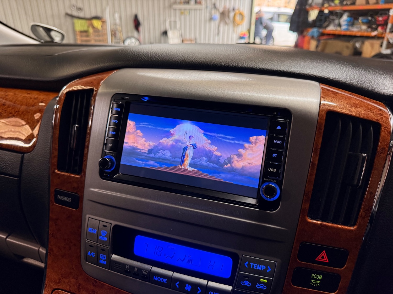 Used Toyota Alphard 2008 for sale - 78084577: Photo 21