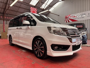 Used Honda Stepwagon 2013 for sale - 75338399: Photo