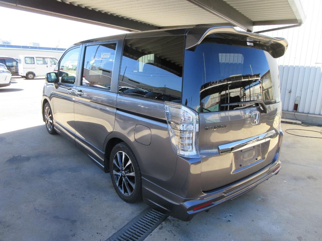 Used Honda Stepwagon 2014 for sale - 76098415: Photo 4