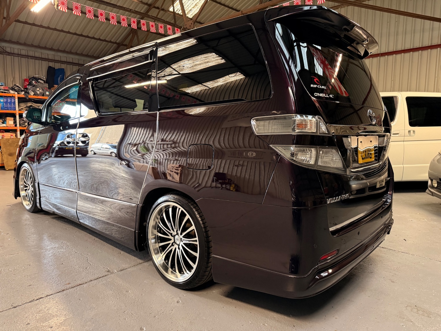 Used Toyota Vellfire 2010 for sale - 76699639: Photo 10