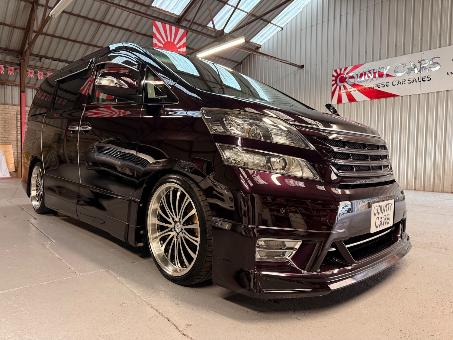 Used Toyota Vellfire 2010 for sale - 76699639: Photo 4