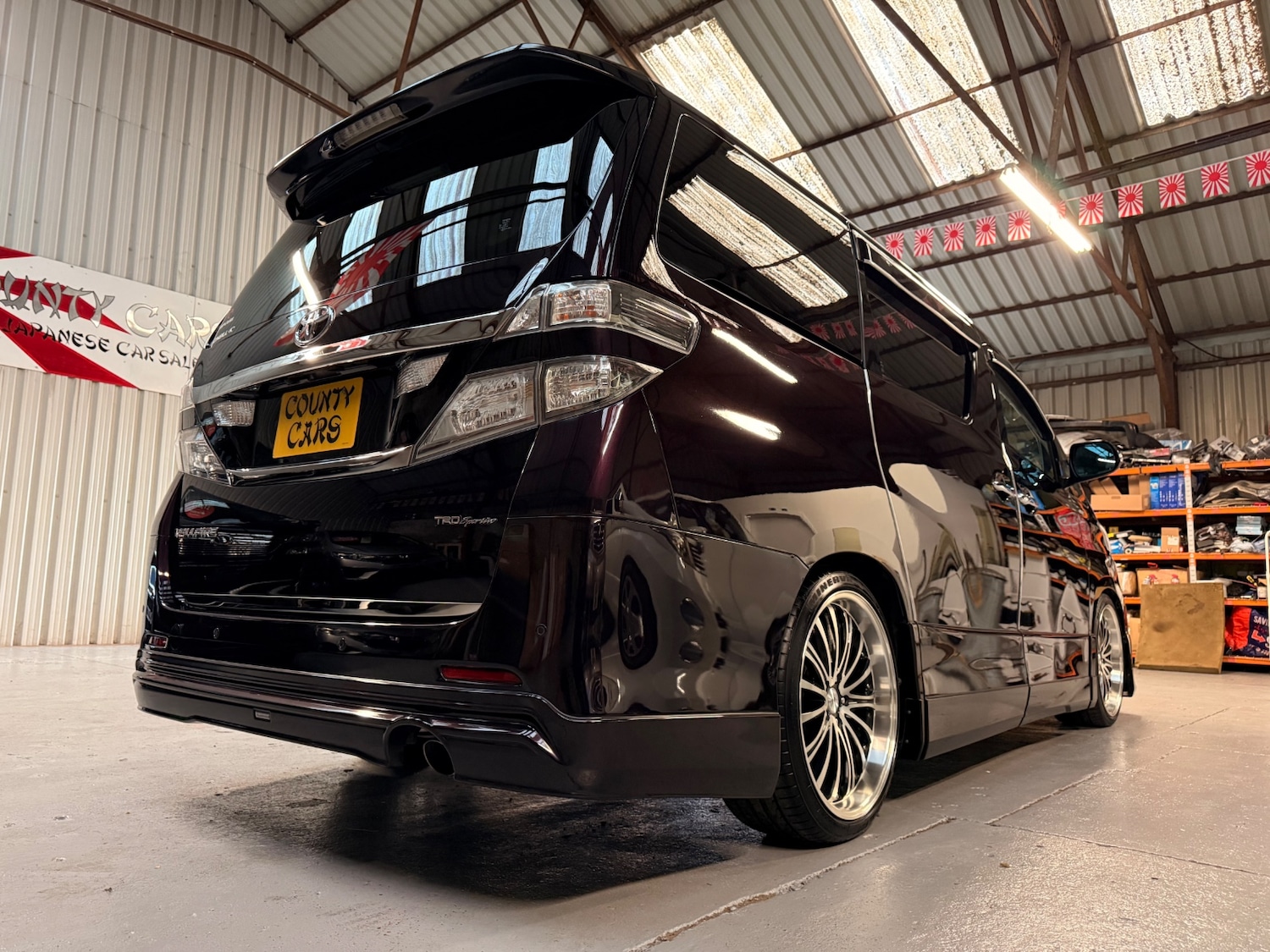 Used Toyota Vellfire 2010 for sale - 76699639: Photo 6