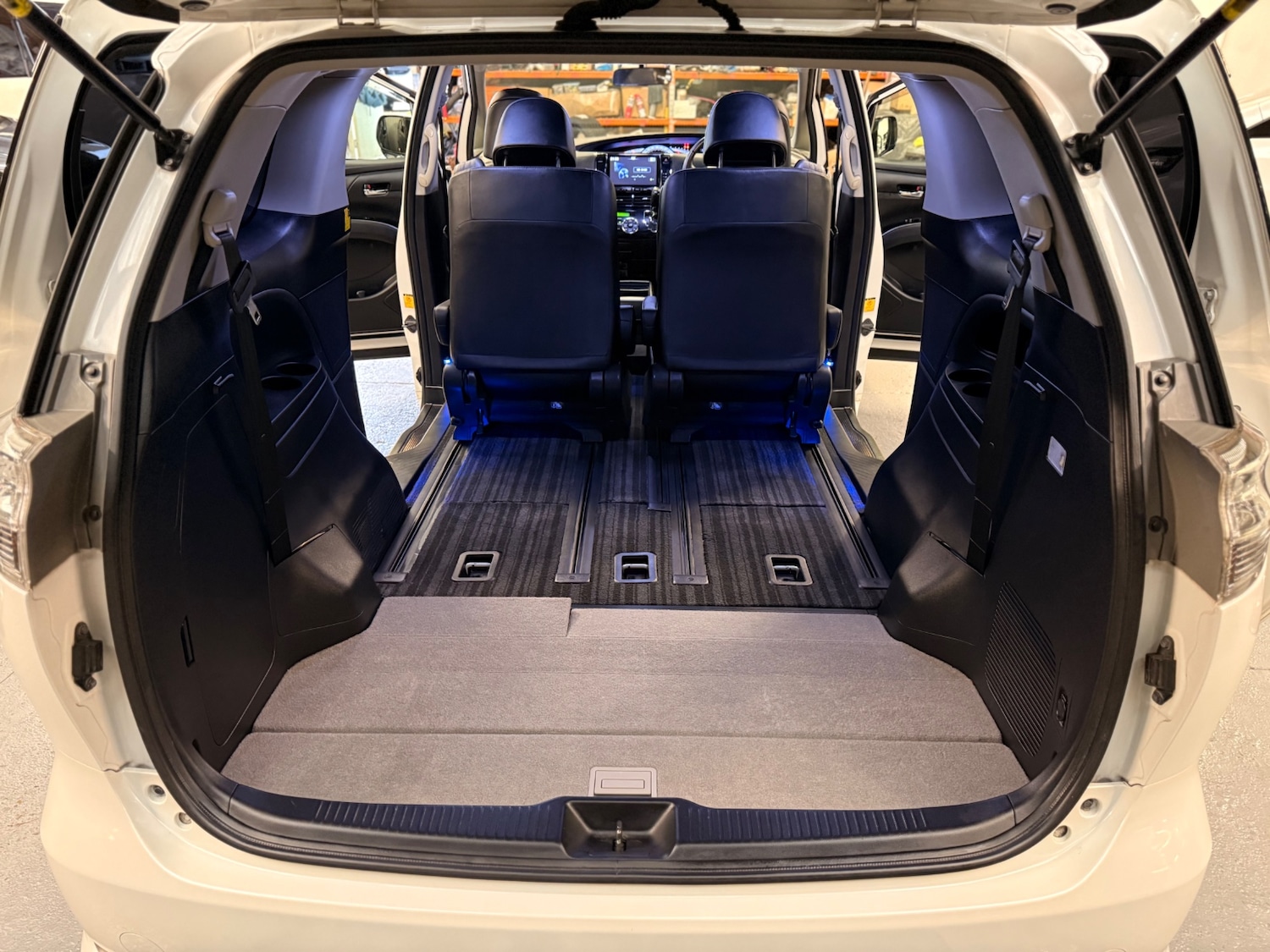 Used Toyota Estima 2014 for sale - 76974812: Photo 19