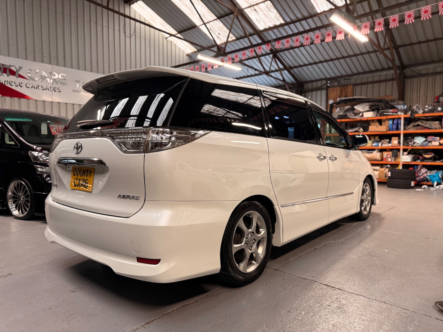 Used Toyota Estima 2014 for sale - 76974812: Photo 9