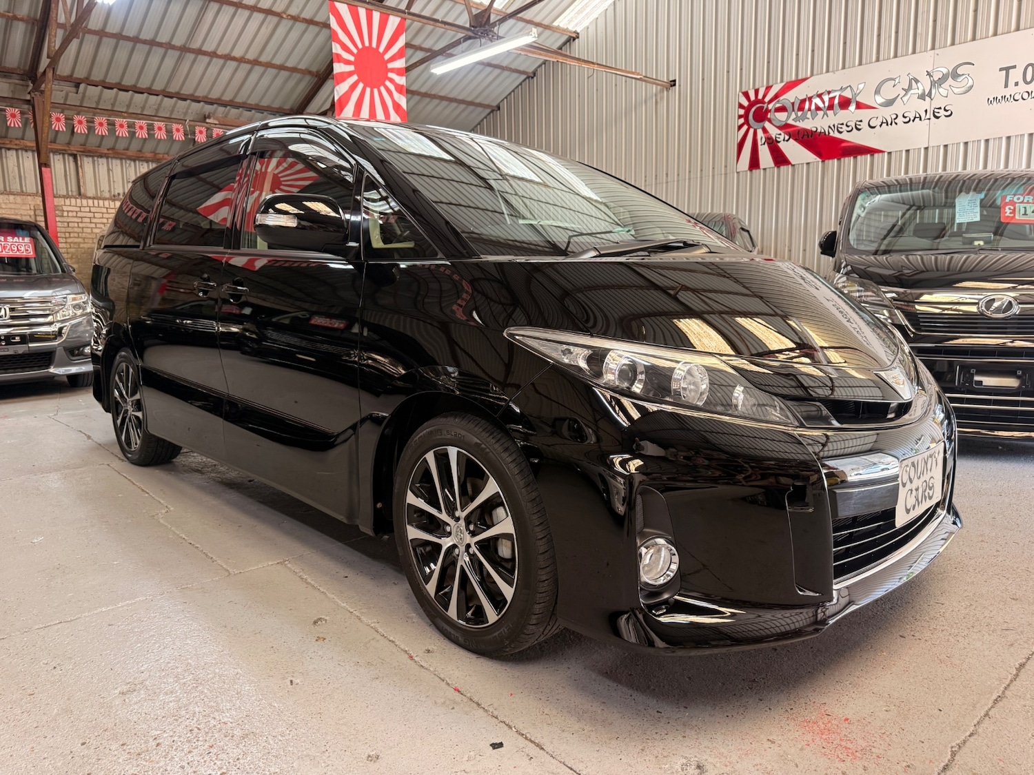 Used Toyota Estima 2012 for sale - 77736080: Photo 3