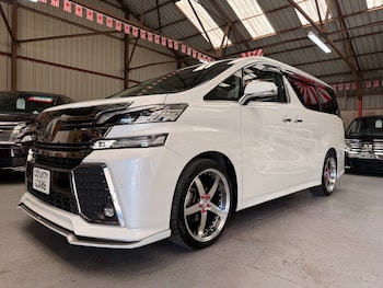 Used Toyota Vellfire 2015 for sale - 78998112: Photo