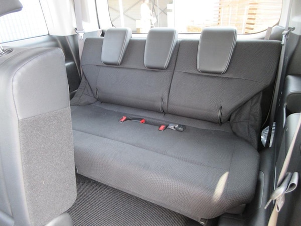 Used Honda Stepwagon 2012 for sale - 76098717: Photo 10