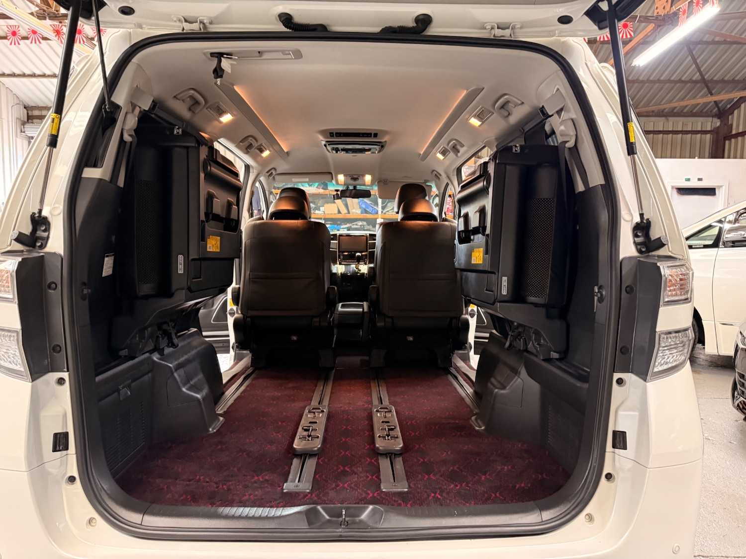 Used Toyota Vellfire 2014 for sale - 77558823: Photo 19