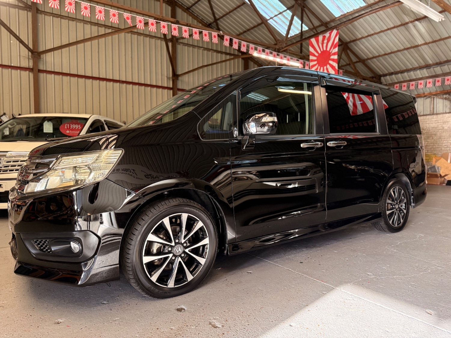 Used Honda Stepwagon 2014 for sale - 77019521: Photo 8