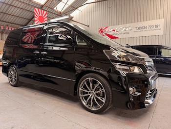 Used Toyota Vellfire 2014 for sale - 79107576: Photo