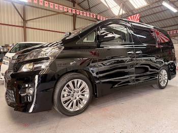 Used Toyota Vellfire 2013 for sale - 79469703: Photo