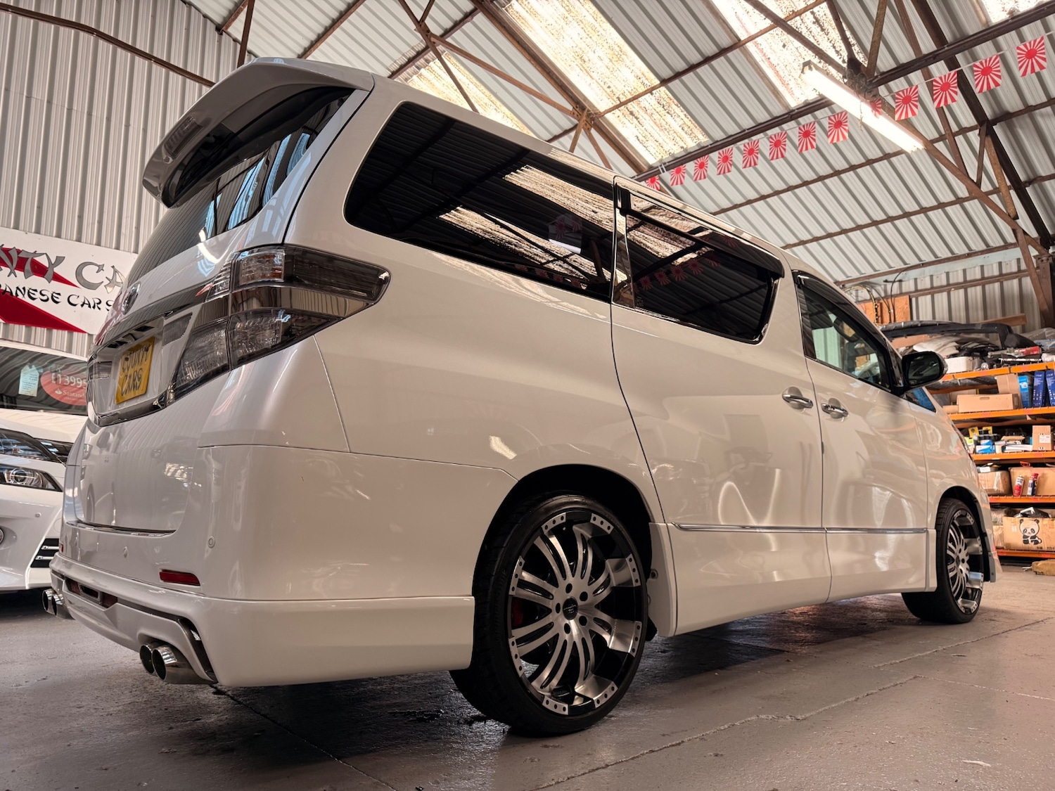 Used Toyota Vellfire 2013 for sale - 77084298: Photo 10