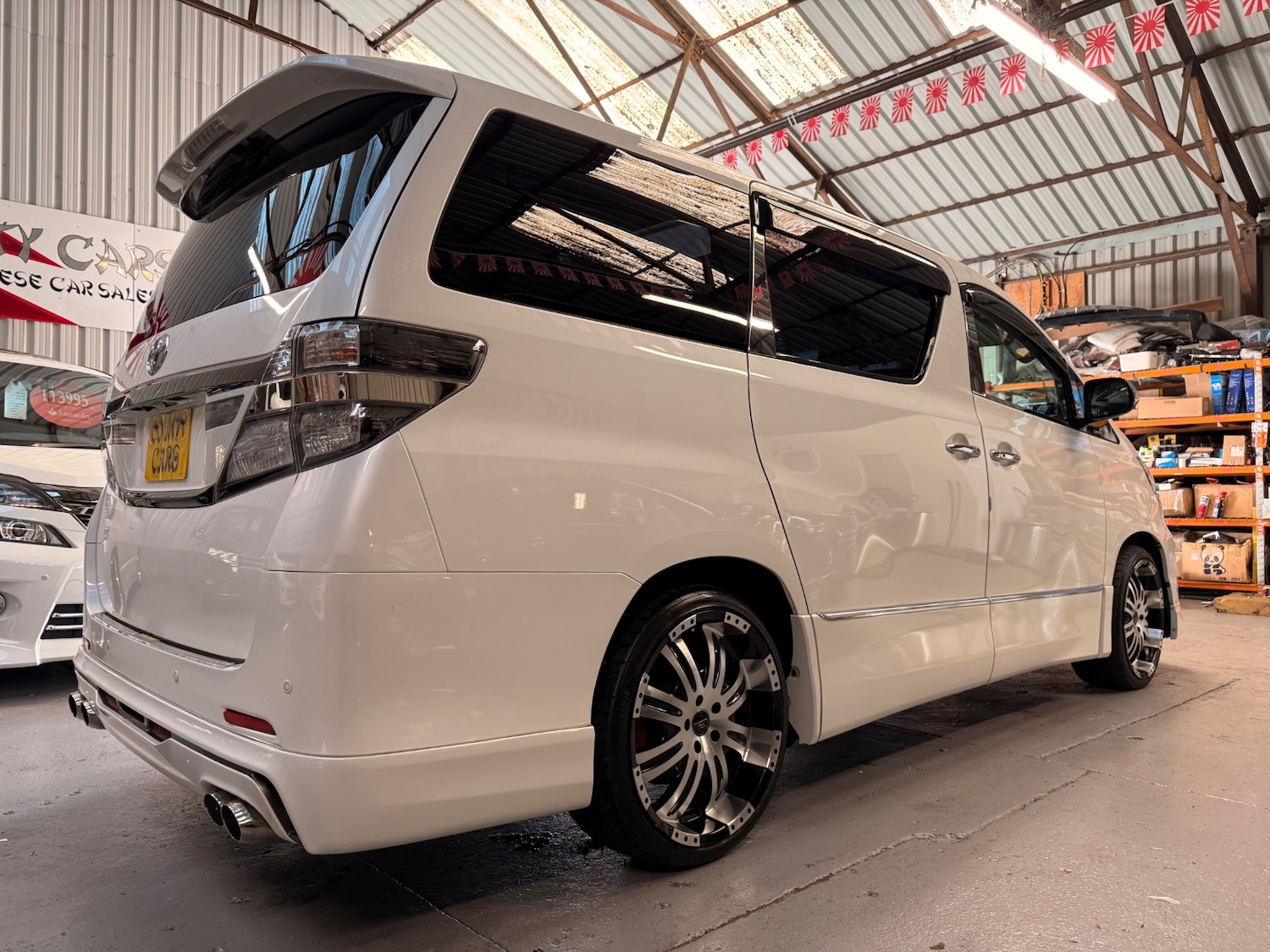 Used Toyota Vellfire 2013 for sale - 77084298: Photo 11