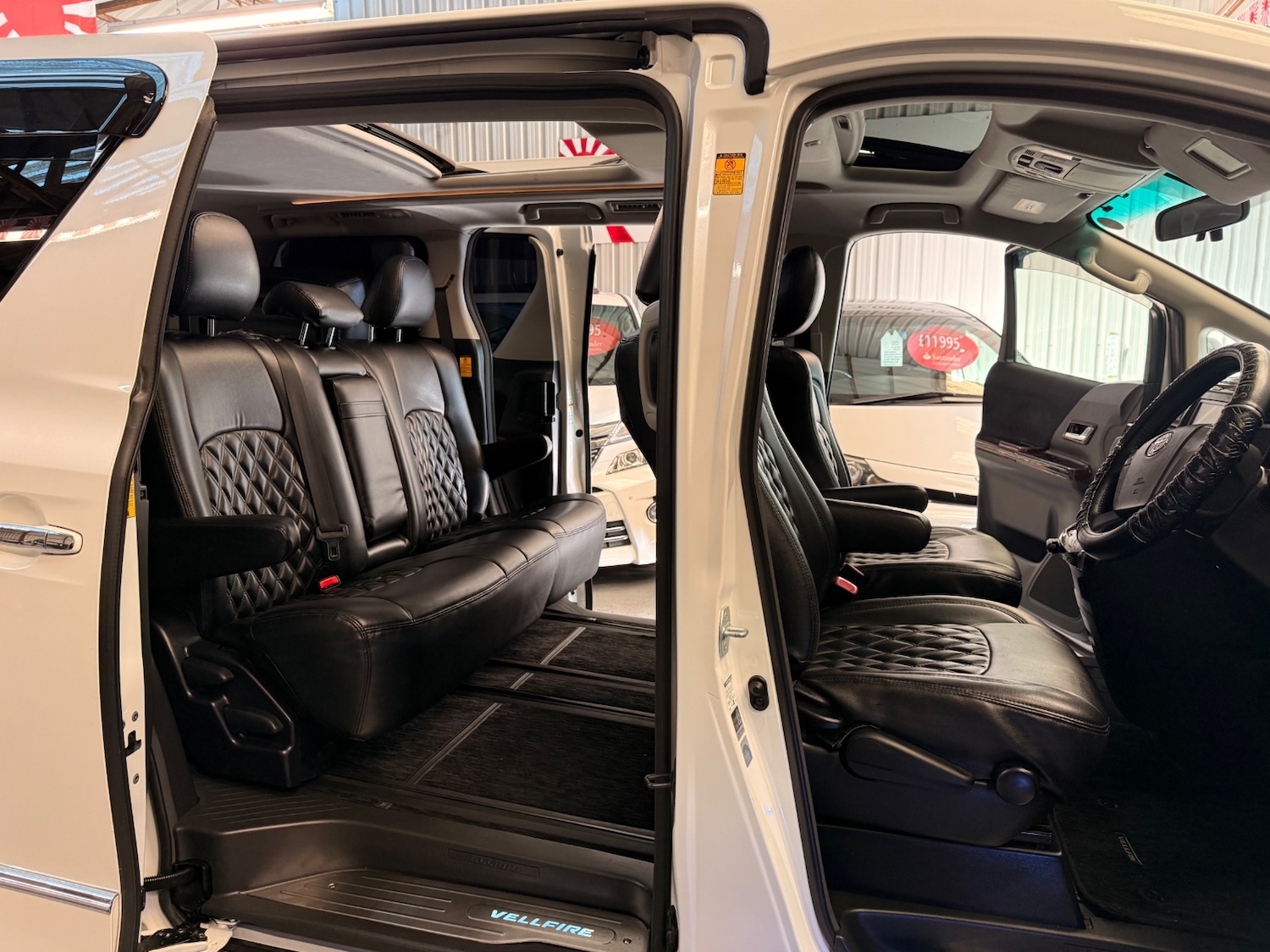 Used Toyota Vellfire 2013 for sale - 77084298: Photo 16