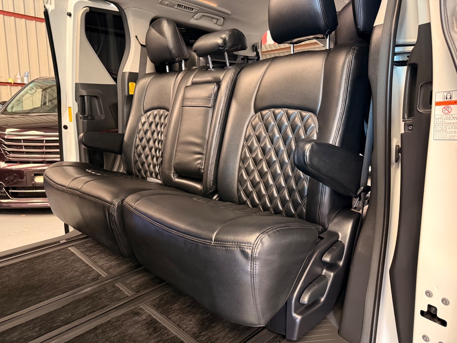 Used Toyota Vellfire 2013 for sale - 77084298: Photo 20