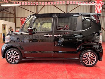 Used Honda N-Box 2015 for sale - 75938964: Photo