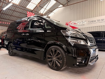 Used Toyota Vellfire 2011 for sale - 79107662: Photo