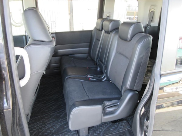 Used Honda Stepwagon 2012 for sale - 76098408: Photo 11