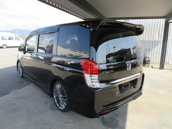 Used Honda Stepwagon 2012 for sale - 76098408: Photo 3
