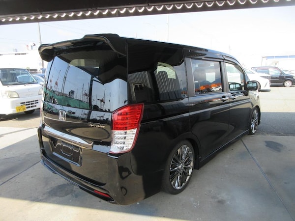 Used Honda Stepwagon 2012 for sale - 76098408: Photo 5