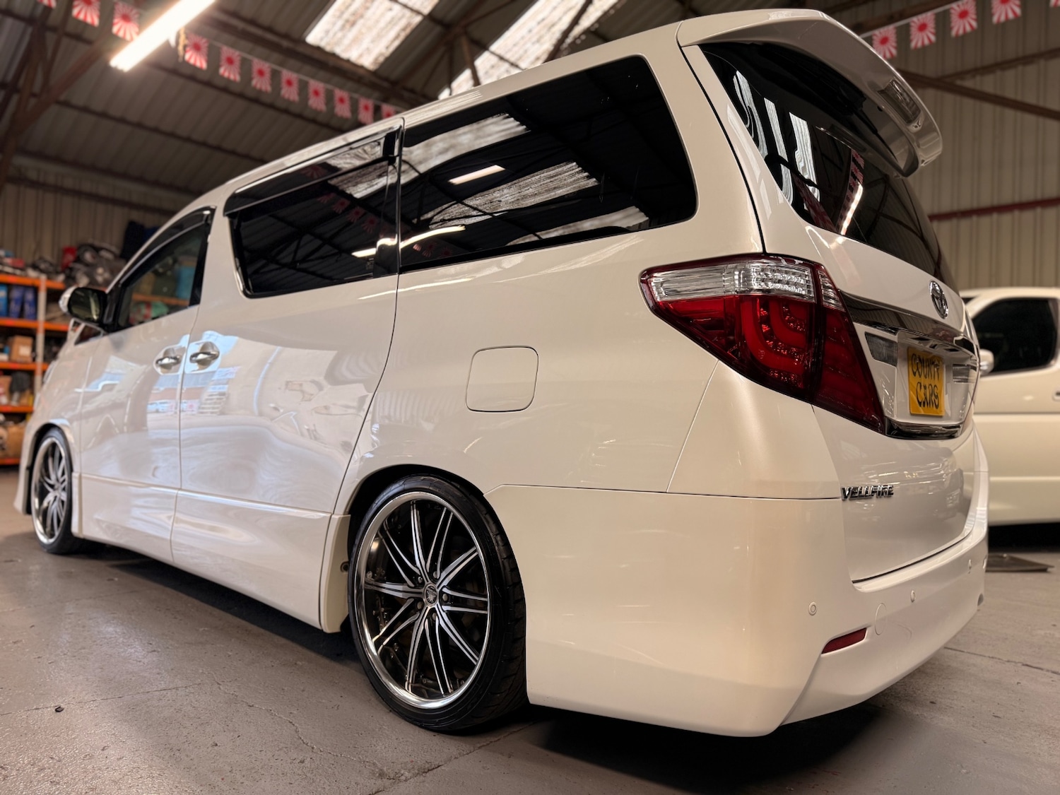 Used Toyota Vellfire 2012 for sale - 76974805: Photo 10