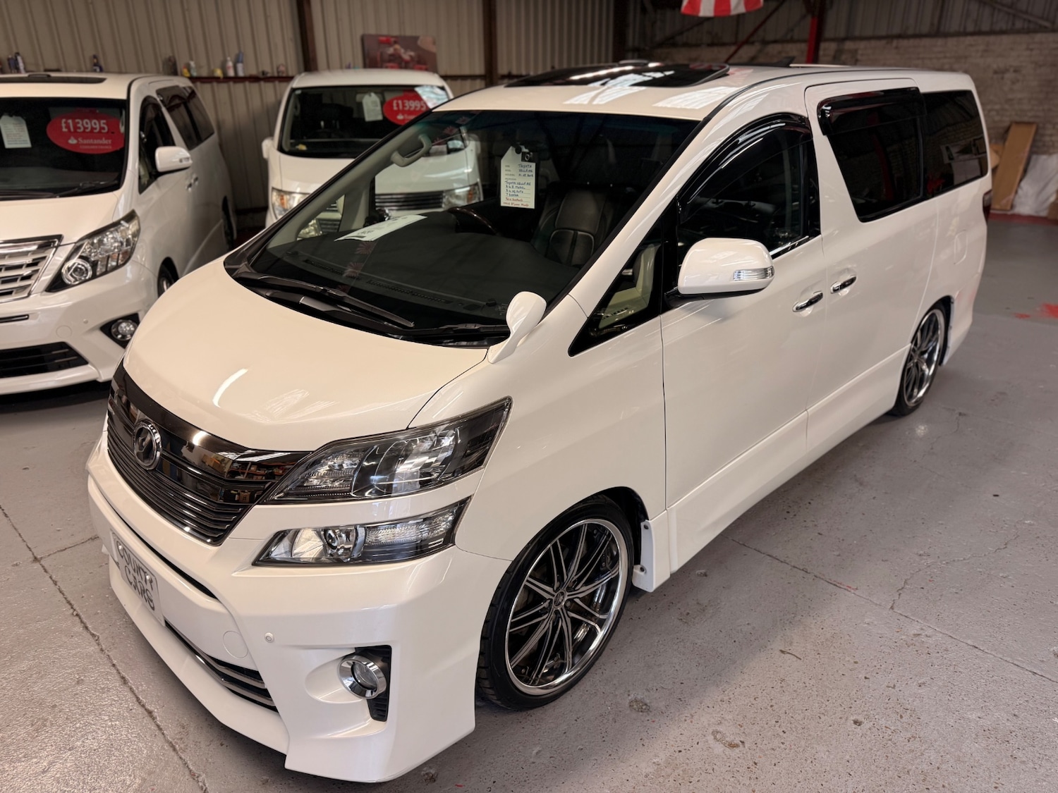 Used Toyota Vellfire 2012 for sale - 76974805: Photo 13