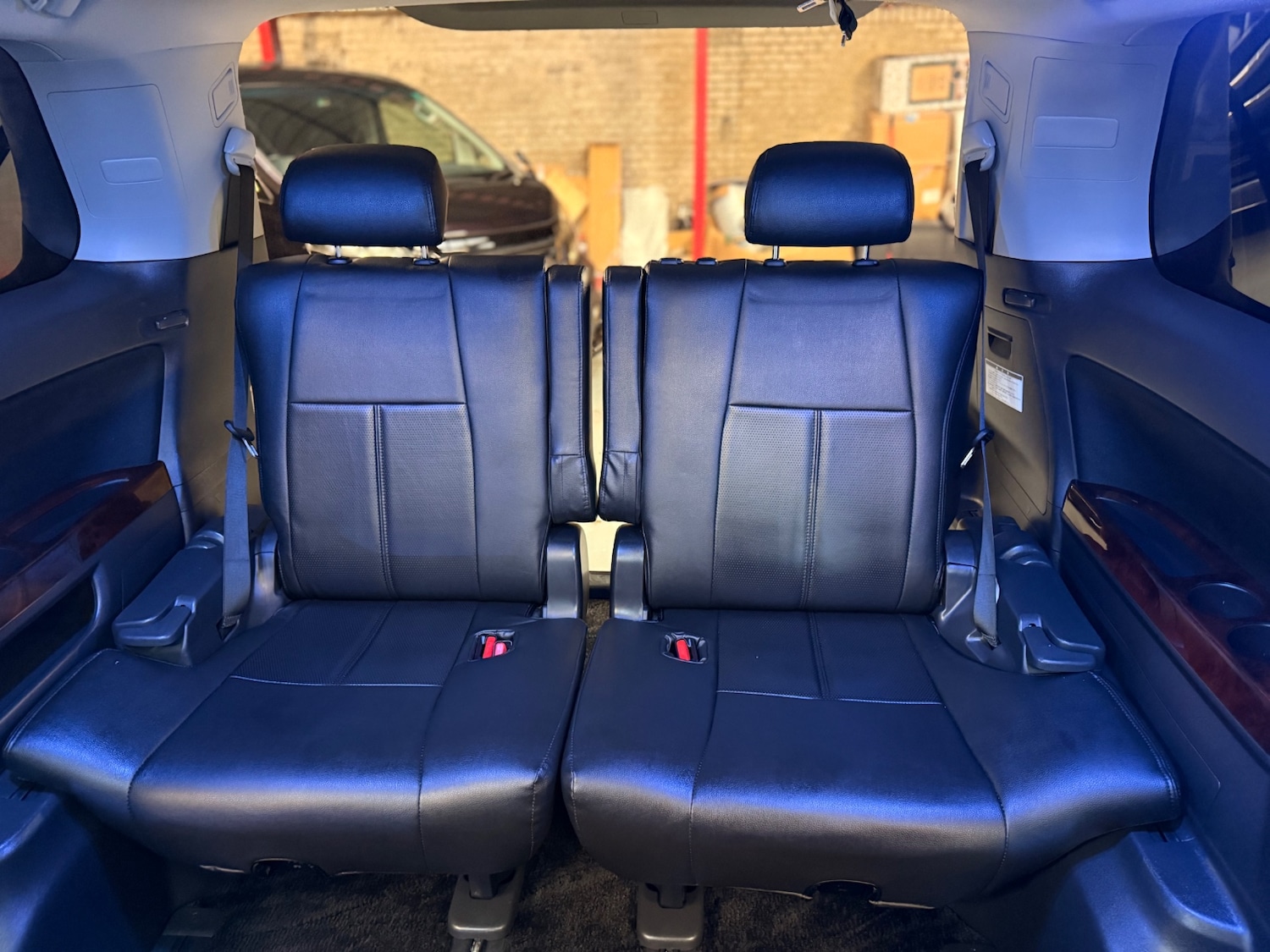 Used Toyota Vellfire 2012 for sale - 76974805: Photo 19