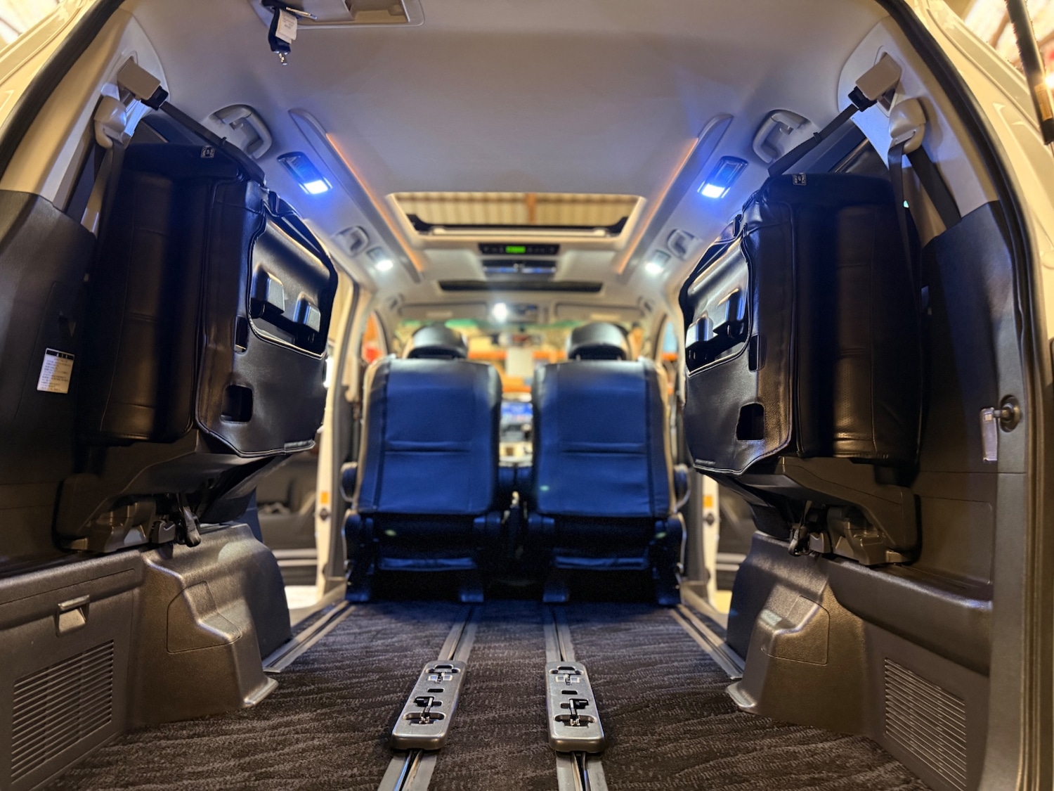 Used Toyota Vellfire 2012 for sale - 76974805: Photo 20